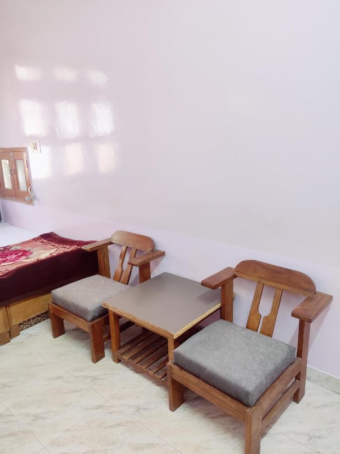 Hostel Shivshakti 克久拉霍 外观 照片