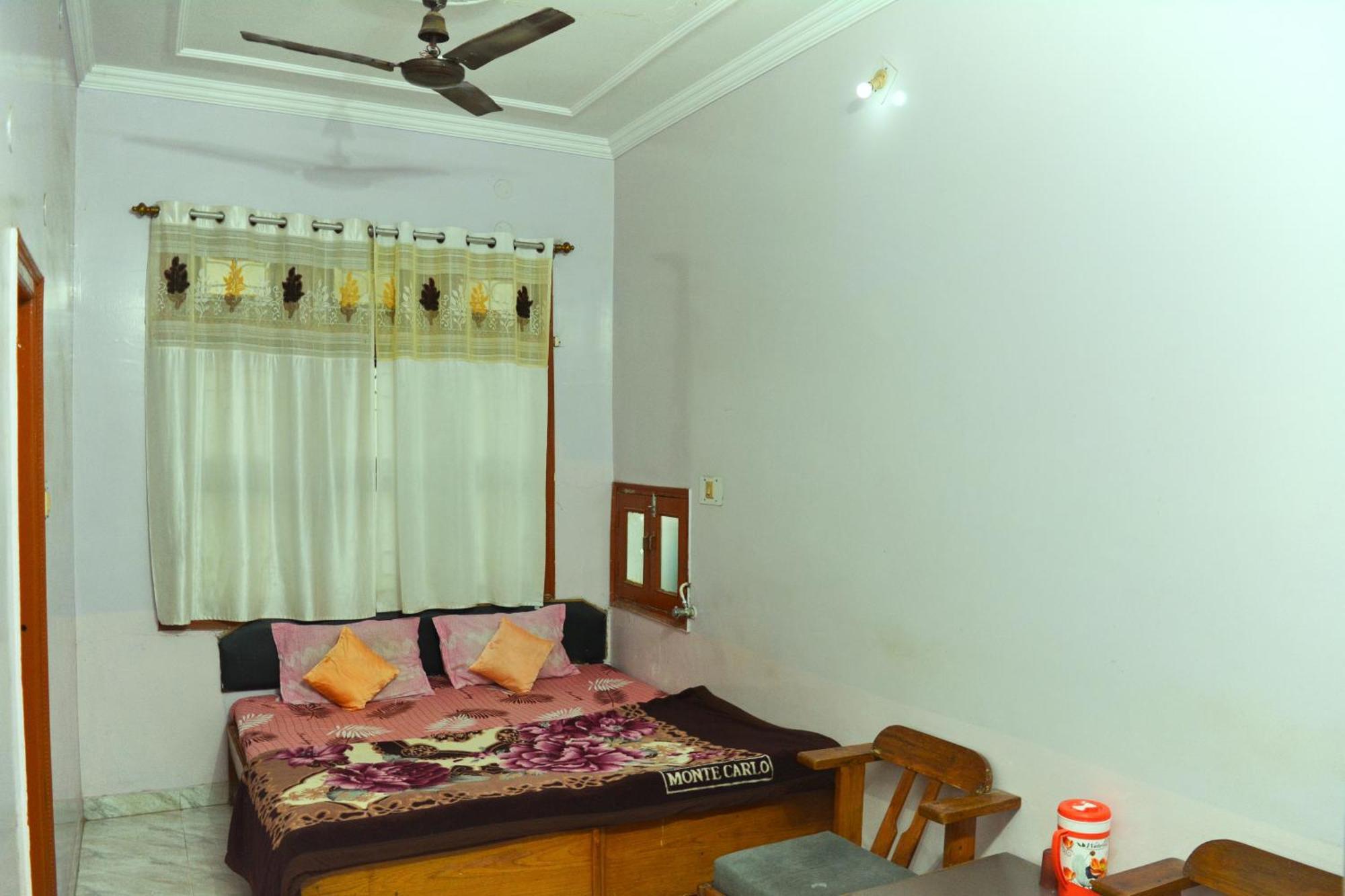 Hostel Shivshakti 克久拉霍 外观 照片