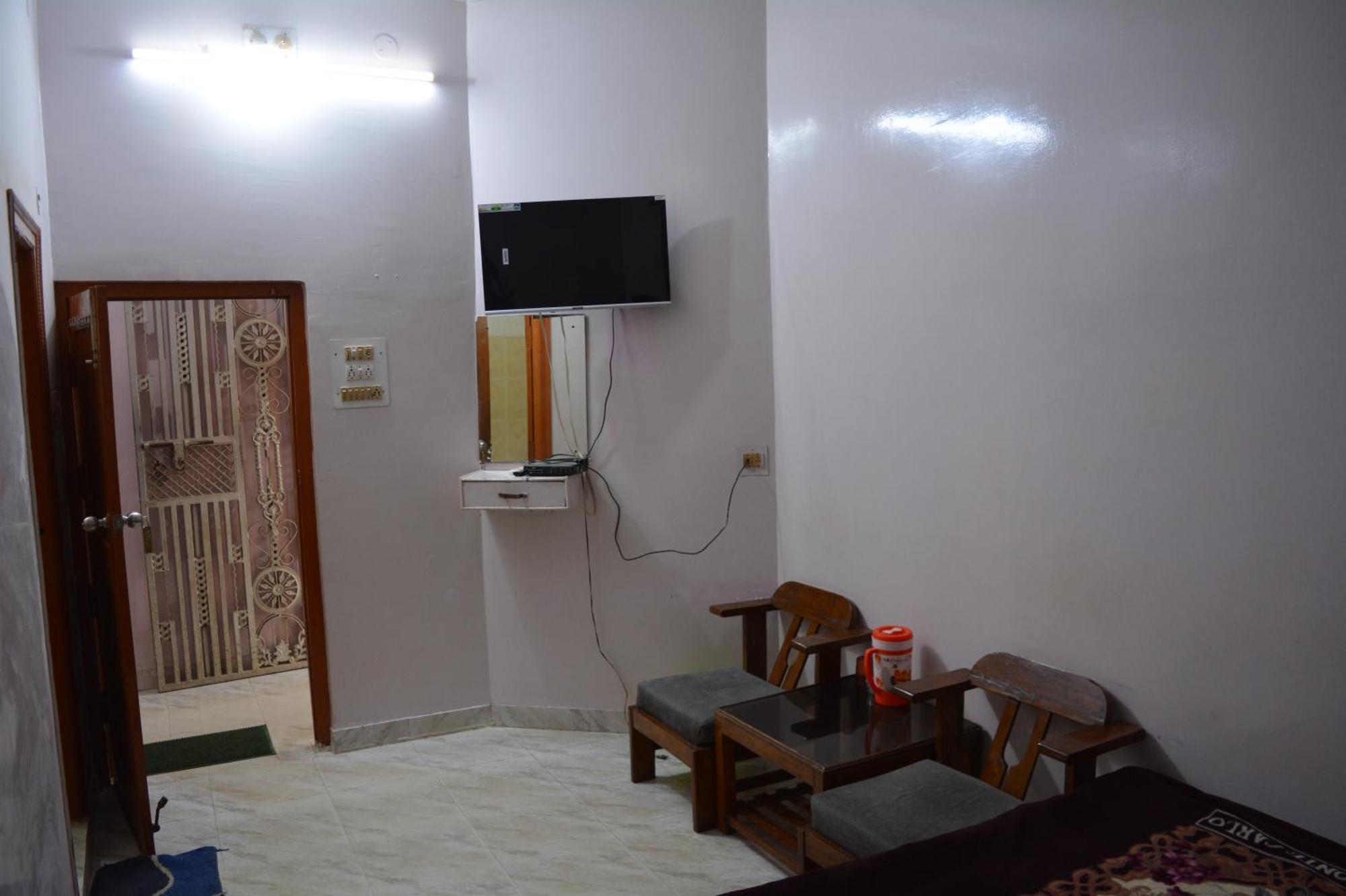 Hostel Shivshakti 克久拉霍 外观 照片