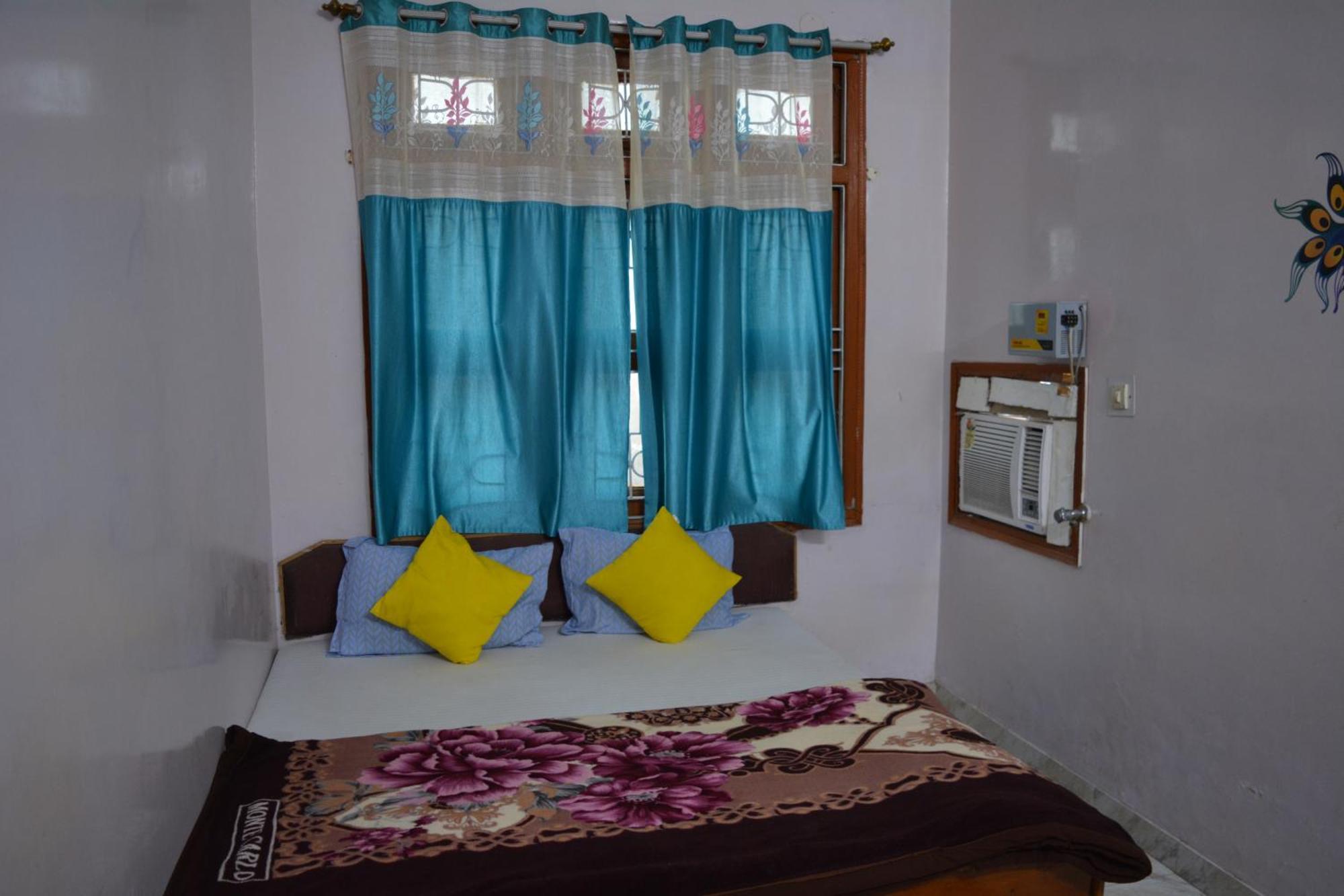 Hostel Shivshakti 克久拉霍 外观 照片